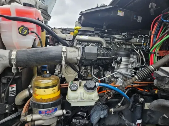2018 FREIGHTLINER/MERCEDES CASCADIA 125