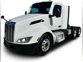 2023 Peterbilt 579