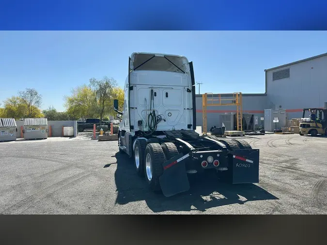 2020 Freightliner Cascadia