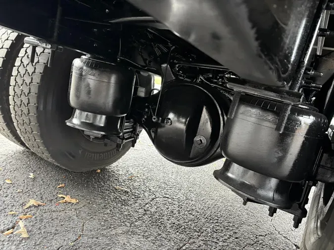 2020 Freightliner Business Class M2 106db07976cb6674d1ef86964f229f4985a