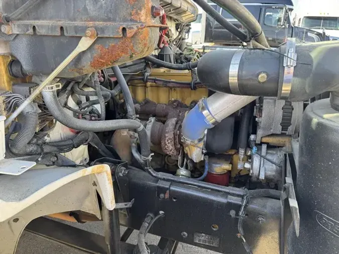 2004 FREIGHTLINER FL70