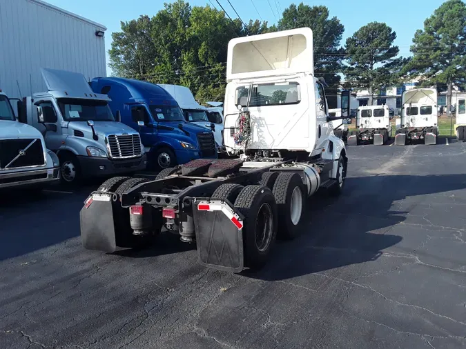 2018 NAVISTAR INTERNATIONAL LT625 DAYCAB T/A