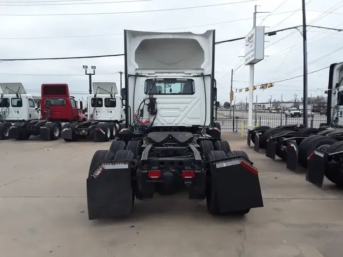 2020 NAVISTAR INTERNATIONAL RH613 DAYCAB T/A