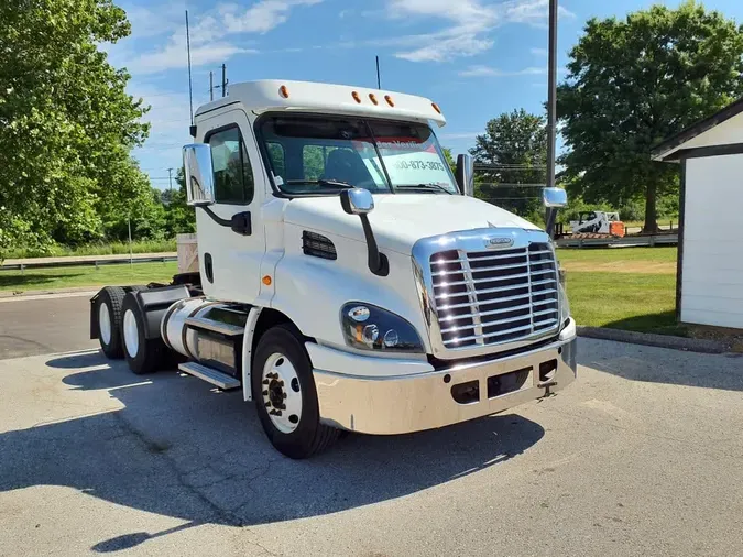 2018 FREIGHTLINER CASCADIA 113
