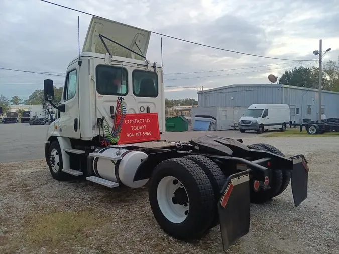 2018 FREIGHTLINER/MERCEDES CASCADIA 113