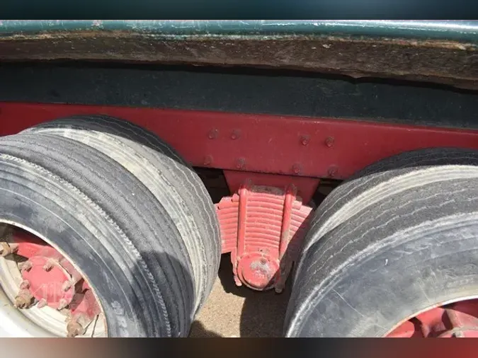 1997 MACK RD688S