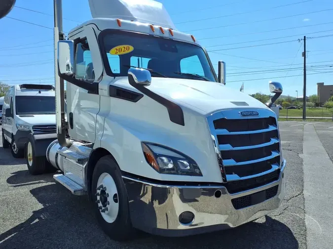 2020 FREIGHTLINER/MERCEDES NEW CASCADIA 116