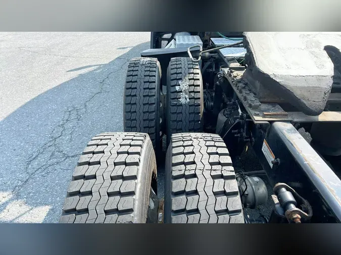 2021 Freightliner Cascadia 126db158f53873ea6af67d3e25cedc1f127