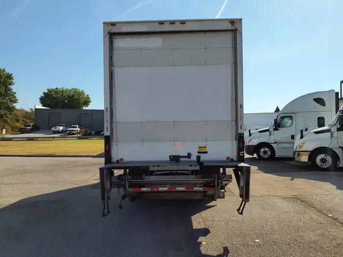 2018 FREIGHTLINER/MERCEDES M2 106