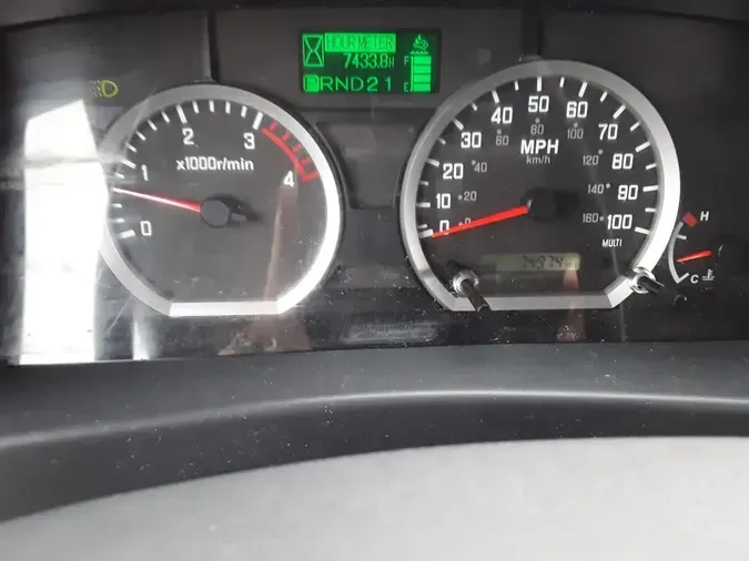 2019 ISUZU NPR HD