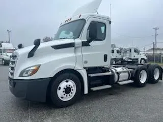 2018 FREIGHTLINER/MERCEDES NEW CASCADIA PX12664