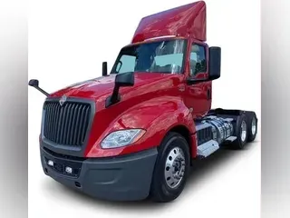2018 International LT625
