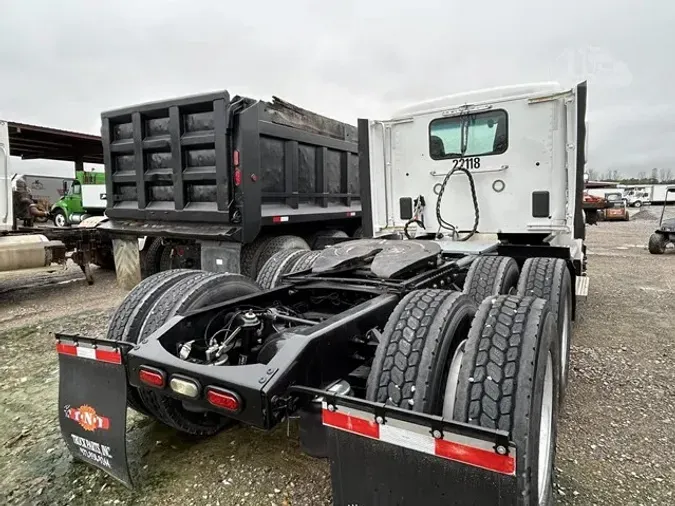 2022 PETERBILT 579