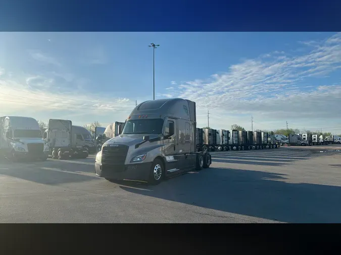 2024 Freightliner Cascadia