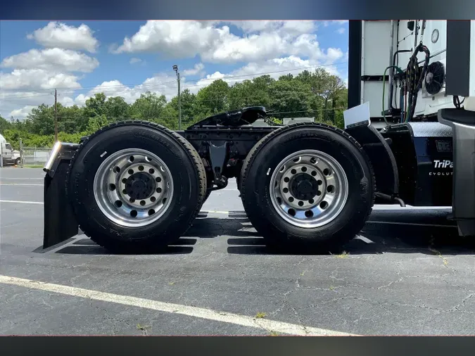 2021 INT LT625 6x4
