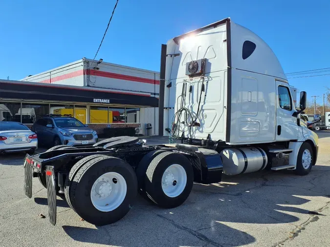 2018 FREIGHTLINER/MERCEDES PT126064ST