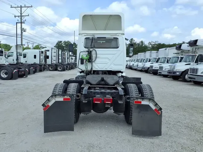 2020 NAVISTAR INTERNATIONAL RH613 DAYCAB S/A