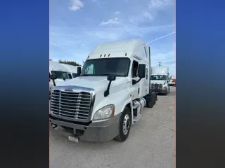 2019 FREIGHTLINER/MERCEDES CASCADIA 125