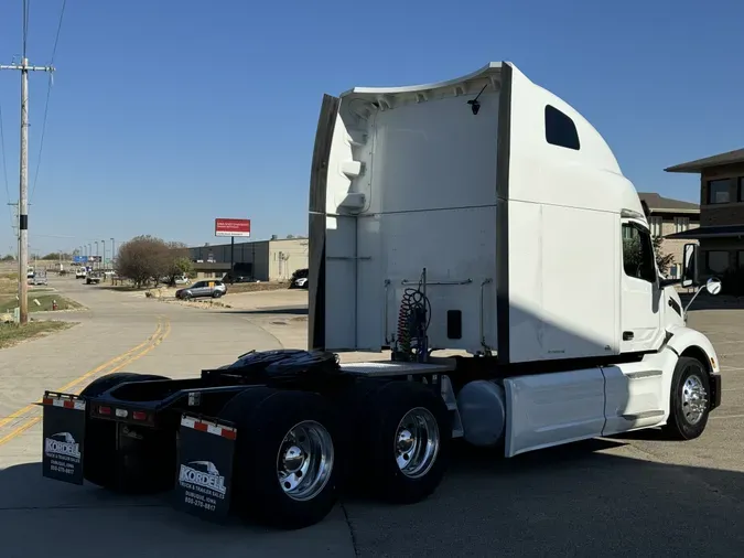 2023 PETERBILT 579