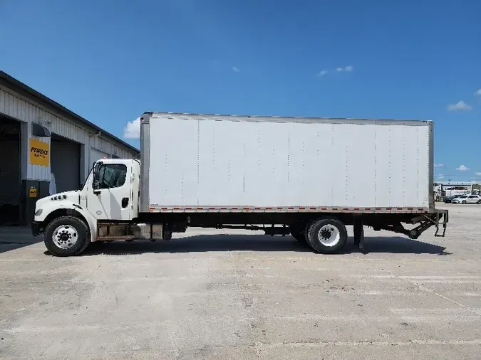 2018 Freightliner M2