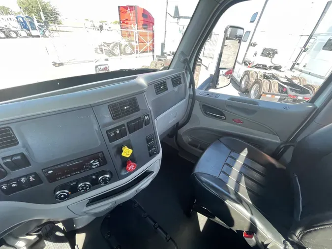 2019 PETERBILT 579