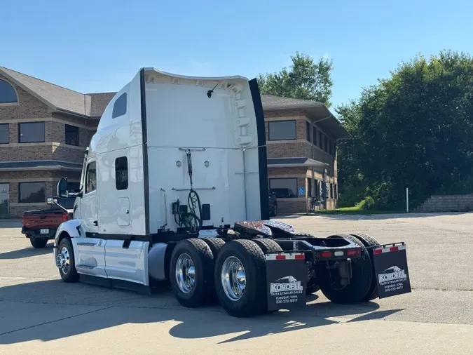 2024 PETERBILT 579