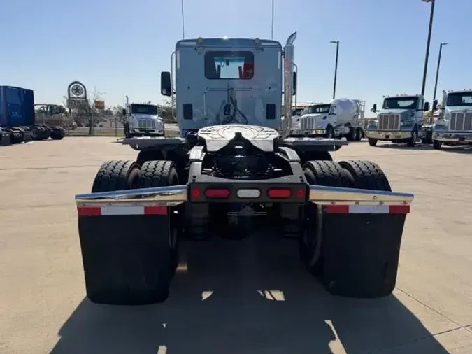 2023 Peterbilt 567
