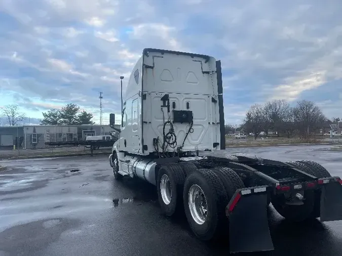 2020 Freightliner T12664ST