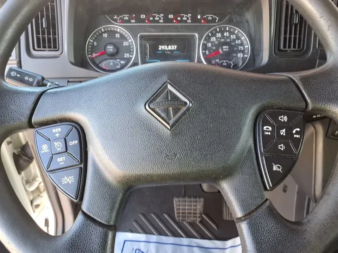 2020 NAVISTAR INTERNATIONAL LT625 SLPR CAB