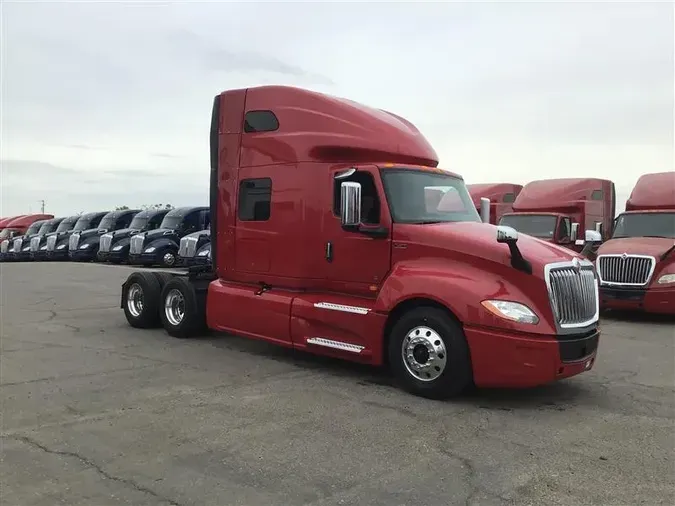 2022 INTERNATIONAL LT625