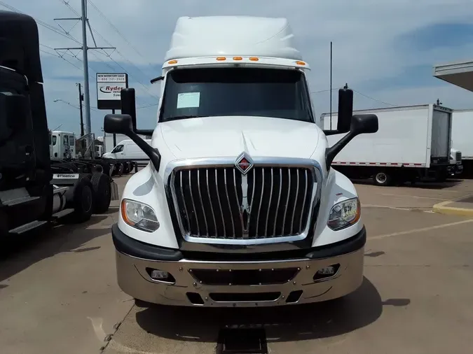 2020 NAVISTAR INTERNATIONAL LT625 SLPR CAB