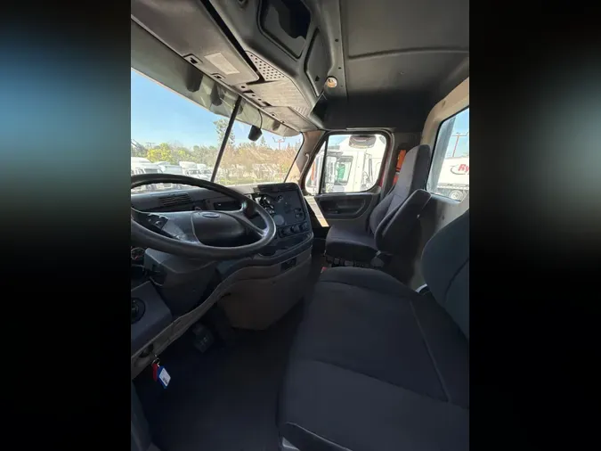 2020 FREIGHTLINER/MERCEDES CASCADIA 125db39a1654aa50775f9deaf25dab5cc1e