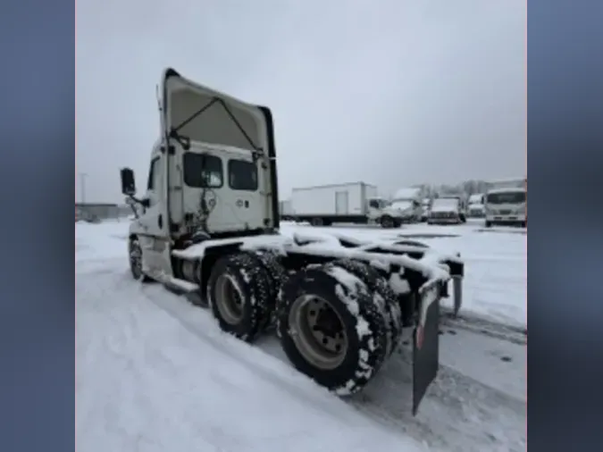 2019 FREIGHTLINER/MERCEDES CASCADIA 125