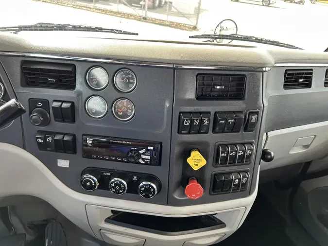 2020 Peterbilt 567