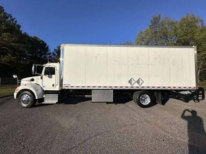 2015 Peterbilt 337