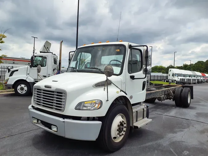 2018 FREIGHTLINER/MERCEDES M2 106