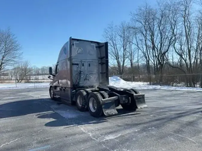 2023 Freightliner Cascadia