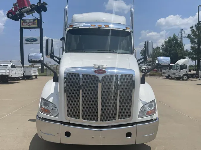 2022 Peterbilt 579