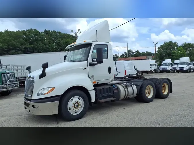 2020 NAVISTAR INTERNATIONAL LT625 DAYCAB T/Adb5557efde14abdabc008b003272c77c