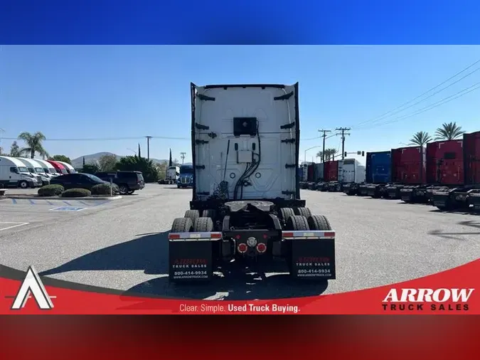 2020 FREIGHTLINER CA126