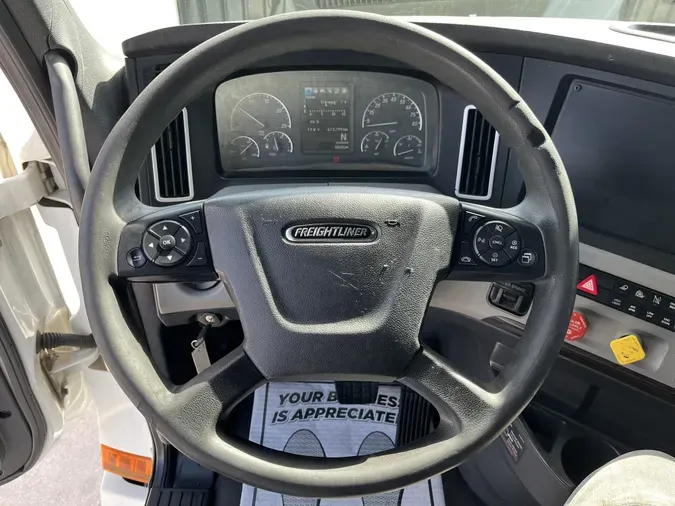 2018 Freightliner Cascadia 126