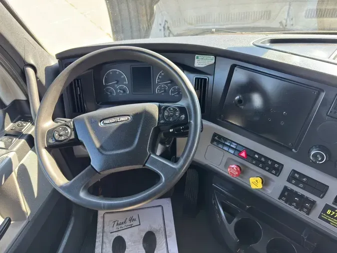 2022 FREIGHTLINER Cascadia 126