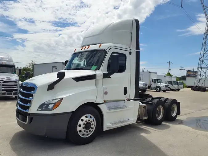 2019 FREIGHTLINER/MERCEDES NEW CASCADIA PX12664db632f1b6b8a17d146e81ae10ddf822e