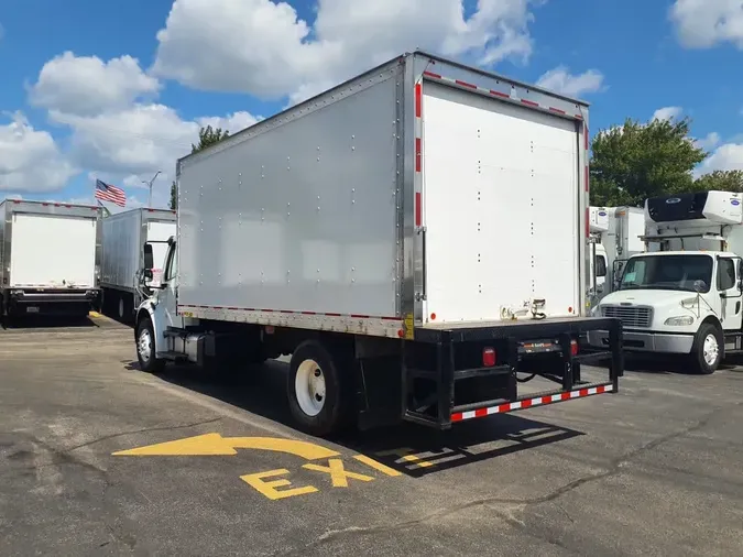 2019 FREIGHTLINER M2 106