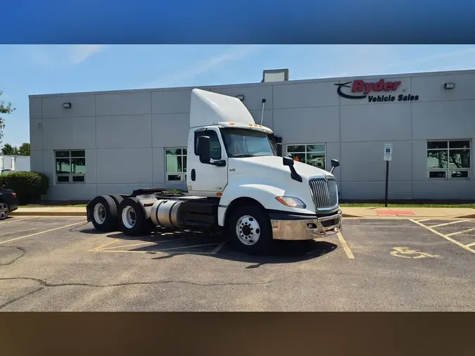 2019 NAVISTAR INTERNATIONAL LT625 DAYCAB T/A