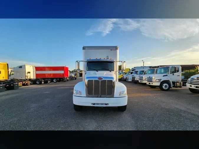 2019 Peterbilt 337