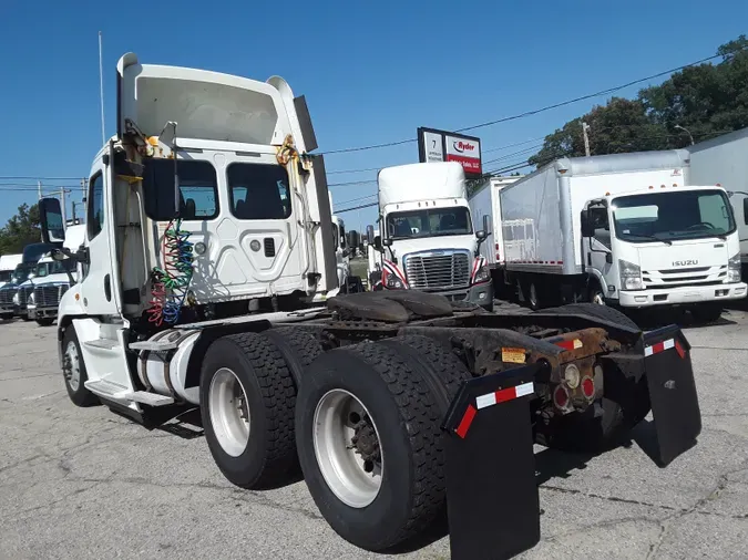 2016 FREIGHTLINER/MERCEDES CASCADIA 125