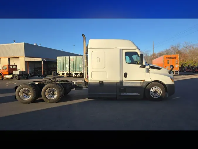 2022 Freightliner Cascadia 126db6bd5ee9354e254e37f8fb520549aca