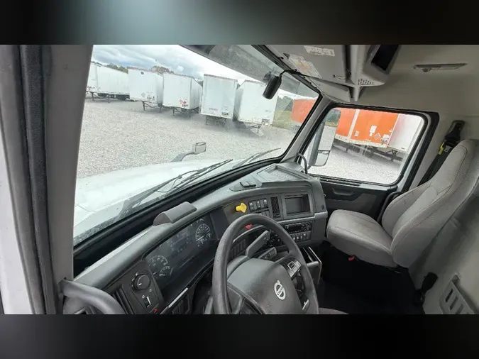 2020 Volvo VNL300