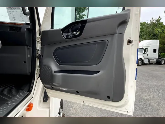 2020 INT LT625 6x4